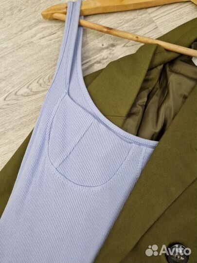 Платье миди трикотаж М