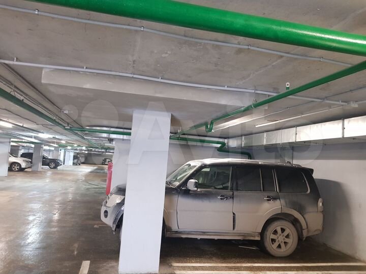 Машиноместо, 14 м²