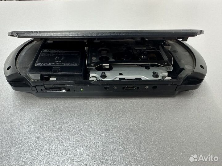 Sony PSP е1008