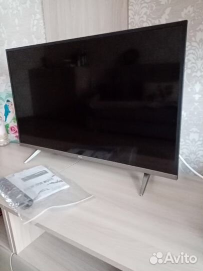 Телевизор TCL L32S6FS