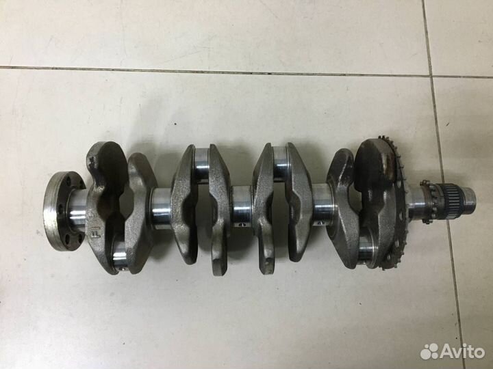 Б/У Коленвал 1100A215 mitsubishi