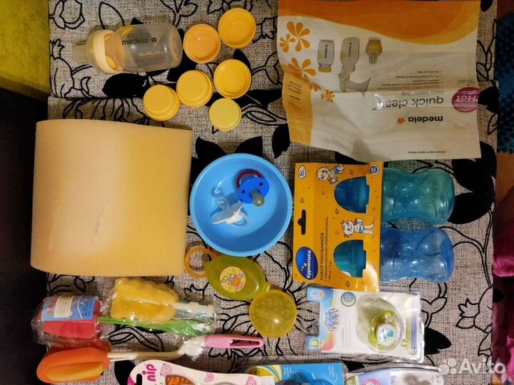 Принадлежности для новорожденного малыша мамы для