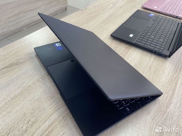 Ноутбук Free Hobby V16Pro 4 ядерный 16/516 гб