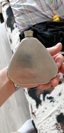 Фляжка Хенеси