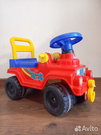 Машина-каталка джип