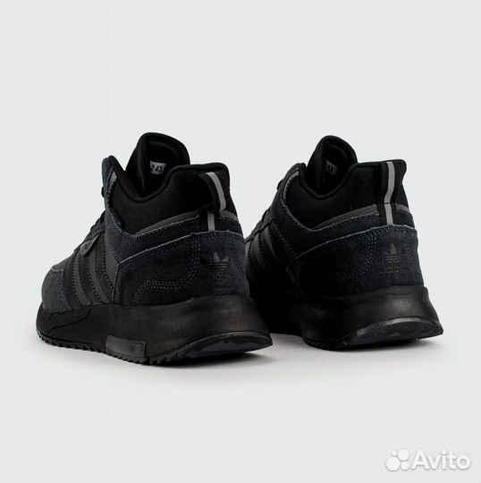 Adidas Retropy F2 Mid Black with Fur: Контроль каждого шага