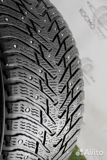 Nokian Tyres Hakkapeliitta 8 255/40 R19 и 285/35 R19 103H