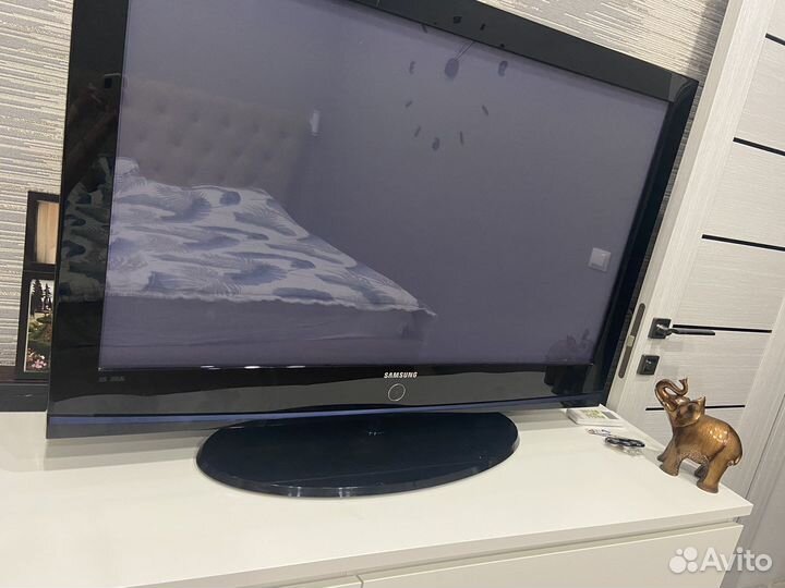 Телевизор samsung