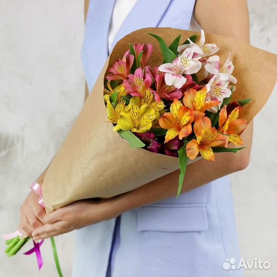 Букет из альстромерий микс