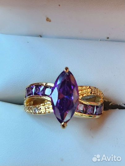 Кольцо с аметистами