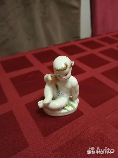 Фарфоровые статуэтки лфз