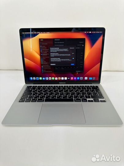 Apple macbook air 13 2020 m1 8/256Gb Silver