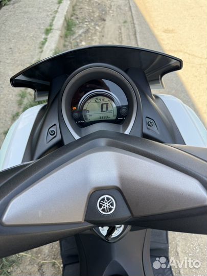 Макси скутер