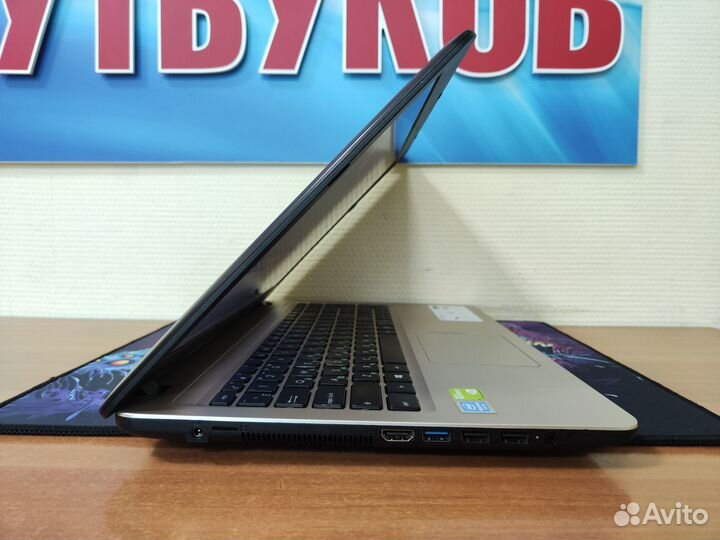 Игровой ноутбук Asus