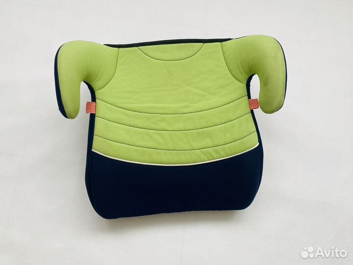 Автокресло бустер детское сиденье от 15 кг до 36