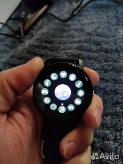 Часы фитнес-трекер