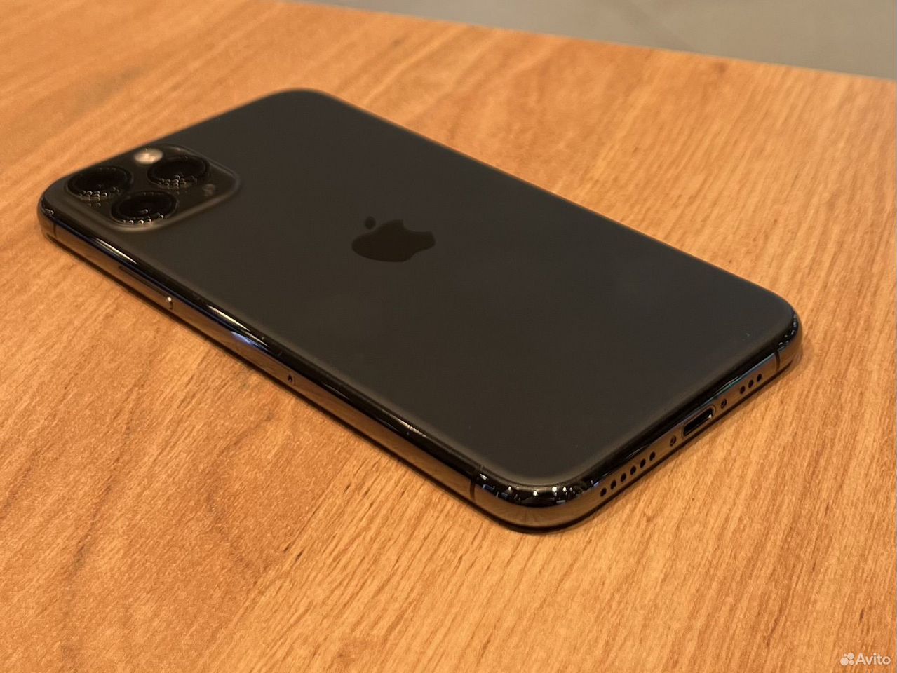 iPhone 11 Pro, 256 ГБ, SIM + eSIM