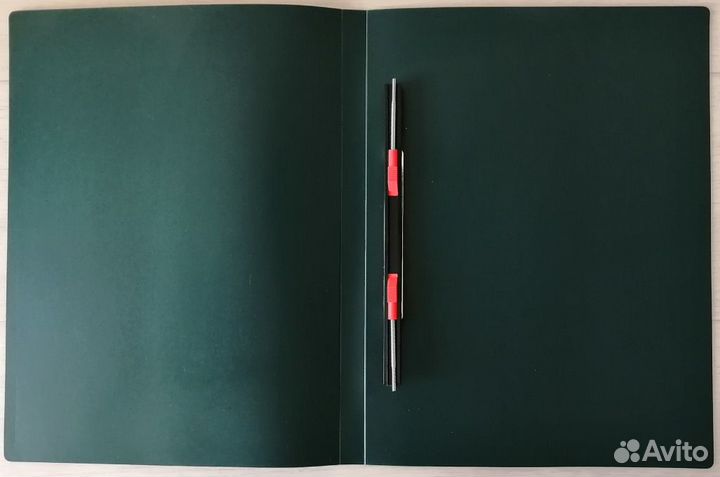 Канцелярский набор: папки А4, степлер, ручки