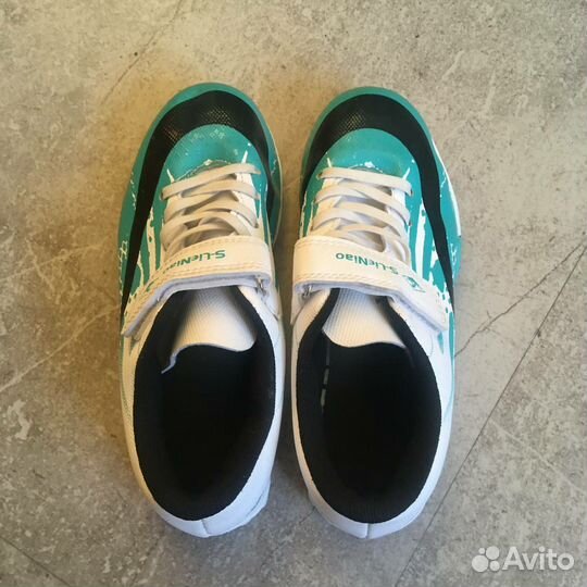 Футбольные Бутсы футзалки сороконожки ст. 21см