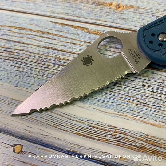 Spyderco Delica 4 K390 Serrated, Япония