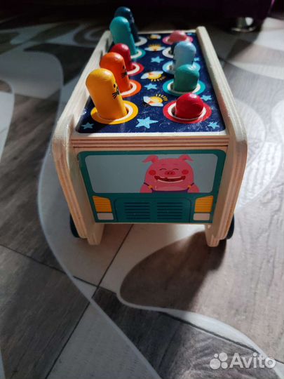 Развивающий бизиборд слон