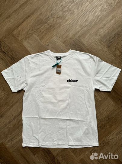 Футболка Stussy белая M / L