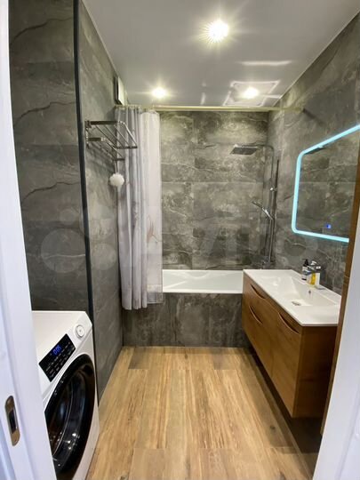 2-к. квартира, 56,1 м², 4/17 эт.