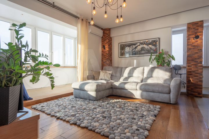 2-к. квартира, 55 м², 14/17 эт.