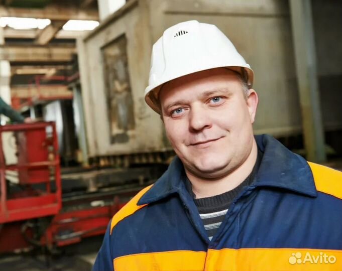 Рабочие на завод в Челябинск