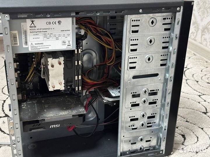 Компьютер с монитором