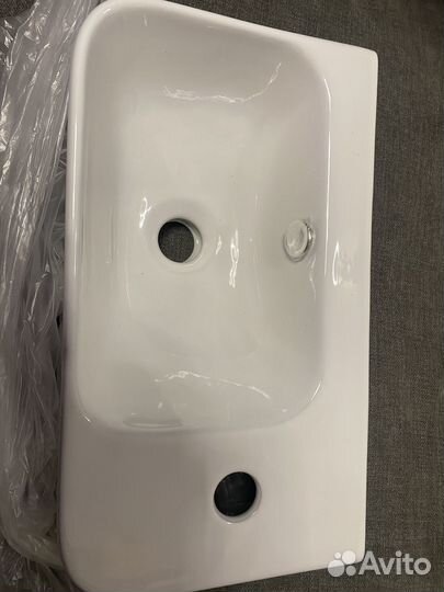 Раковина в ванную накладная