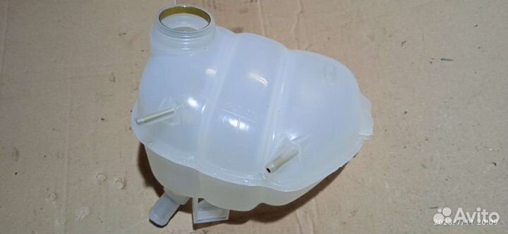 Расширительный бачок Opel Vectra b