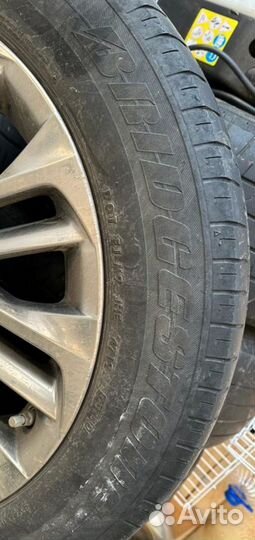 Bridgestone Dueler H/L 33 235/55 R20 102V