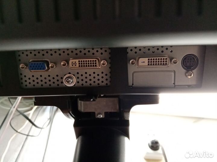 Монитор NEC MultiSync LCD2090Uxi