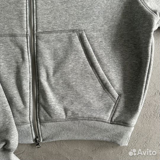 Зип худи Cortez на руках