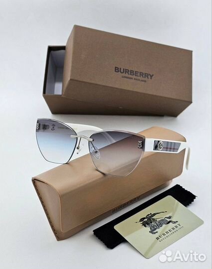 Очки Burberry женские