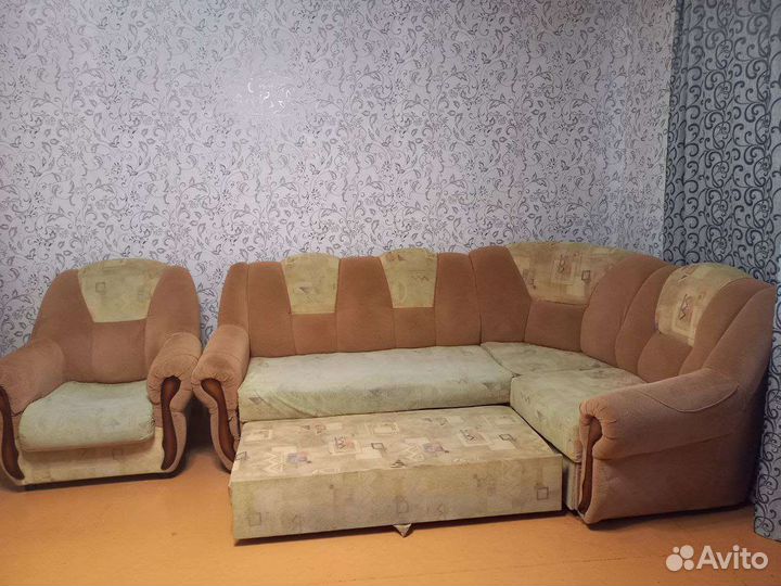 Угловой диван с креслом бу