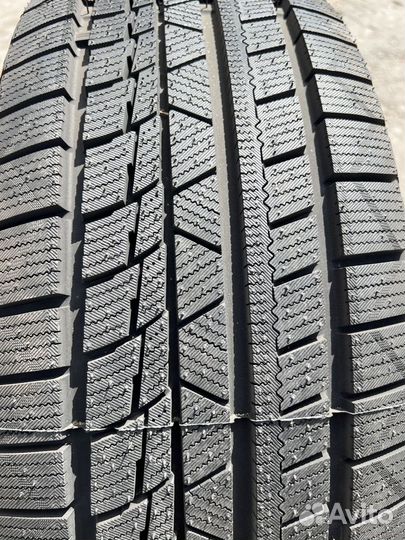 Sunwide Snowide 215/60 R16 72U