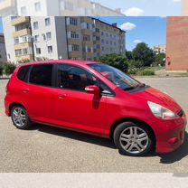 Honda Jazz 1.3 CVT, 2008, 200 000 км, с пробегом, цена 800 000 руб.