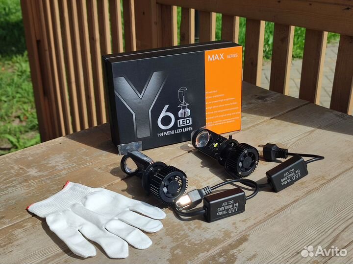 Автомобильные LED-лампы с линзами H4