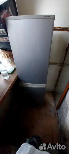 Холодильник на запчасти