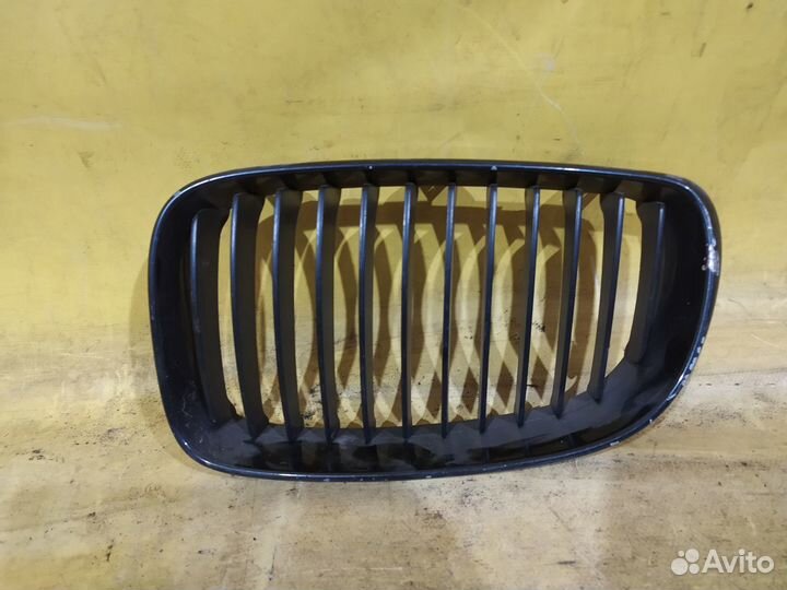Решетка радиатора левая BMW 1-серия E82/E88 E87/E8
