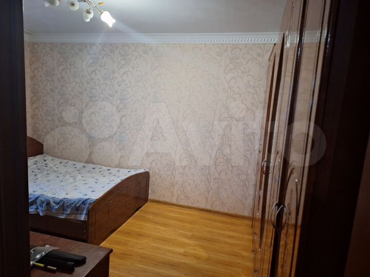 2-к. квартира, 63 м², 3/10 эт.