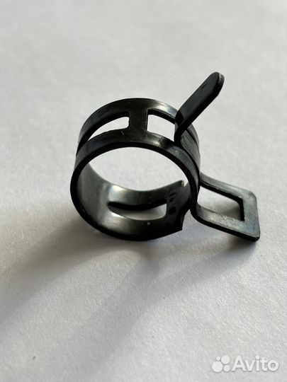Хомуты пружинные самозажимные