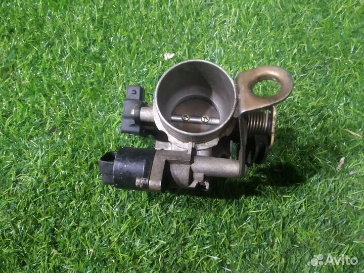 Дроссельная заслонка Renault Scenic 1.6 1999-2003