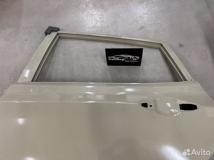 Дверь задняя Hyundai Solaris 2010 - хэтчбек