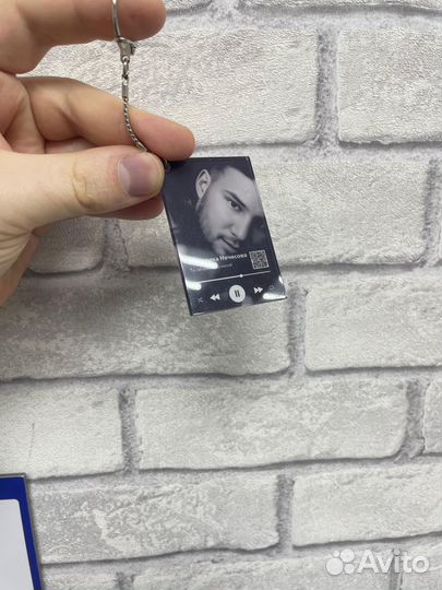 Брелок с вашим фото любой формы и размера