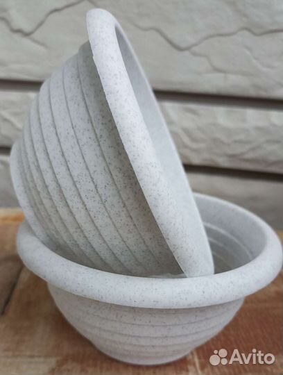 Пластиковые/керамические горшки