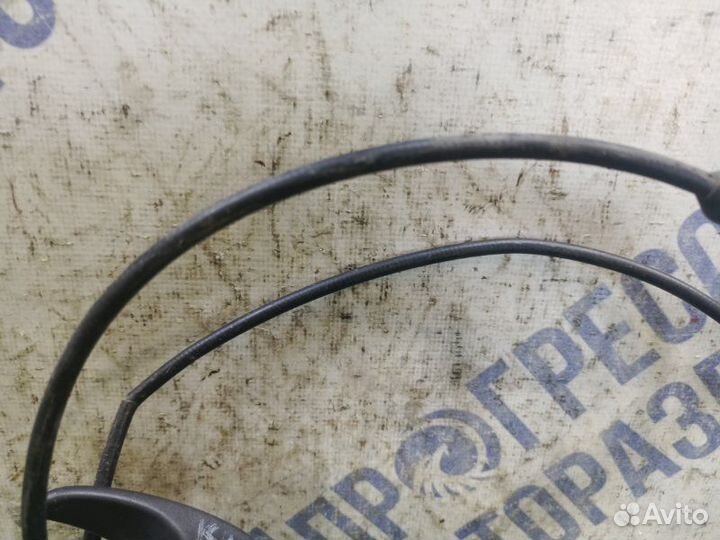 Ручка открывания капота Renault Fluence седан 1.6