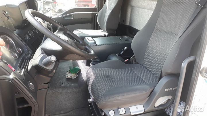 Кабина MAN TGM 18.240